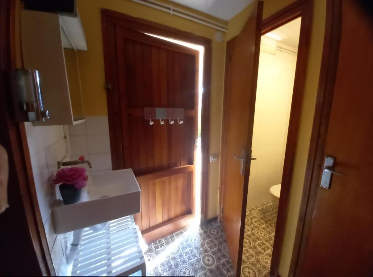 Casa Acogedora Familiar Con Piscina Palleja ภายนอก รูปภาพ
