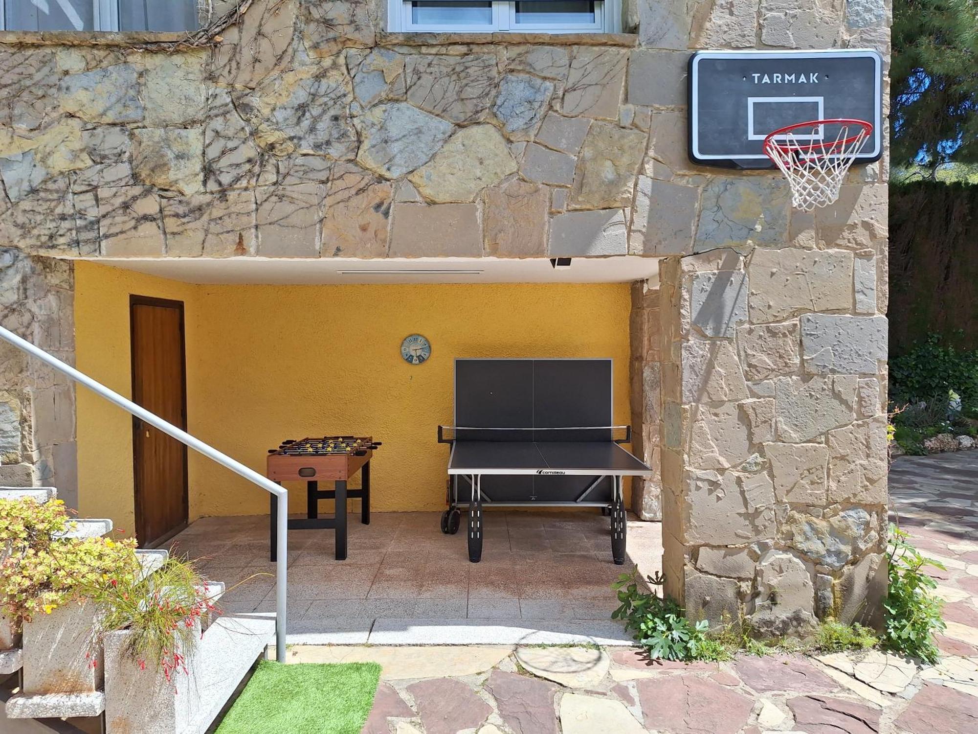 Casa Acogedora Familiar Con Piscina Palleja ภายนอก รูปภาพ
