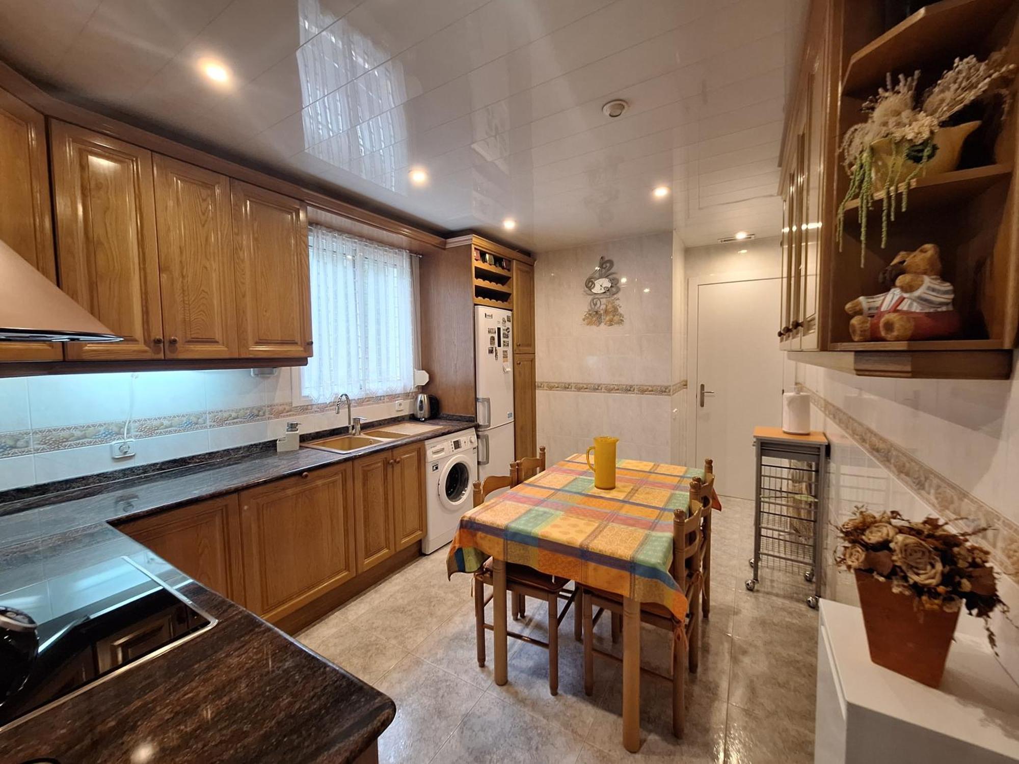 Casa Acogedora Familiar Con Piscina Palleja ภายนอก รูปภาพ