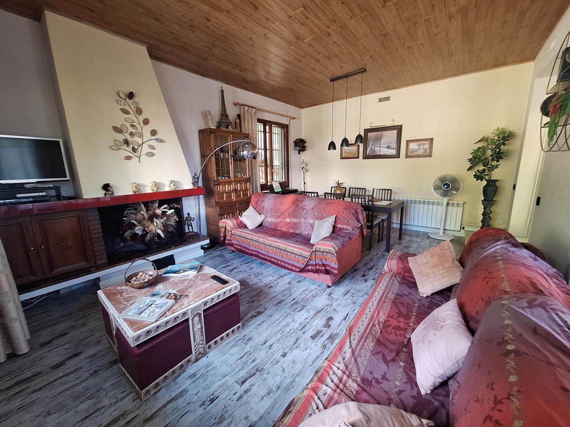 Casa Acogedora Familiar Con Piscina Palleja ภายนอก รูปภาพ